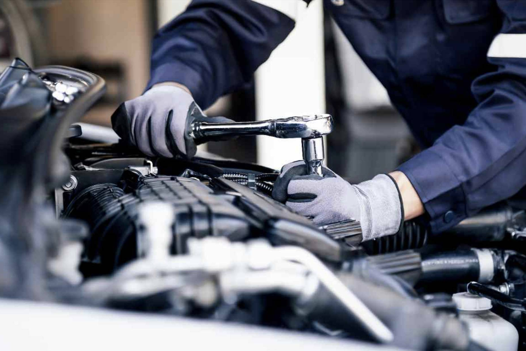 Revisamoselcoche.com explica cómo evitar sorpresas al reparar el coche con una revisión completa