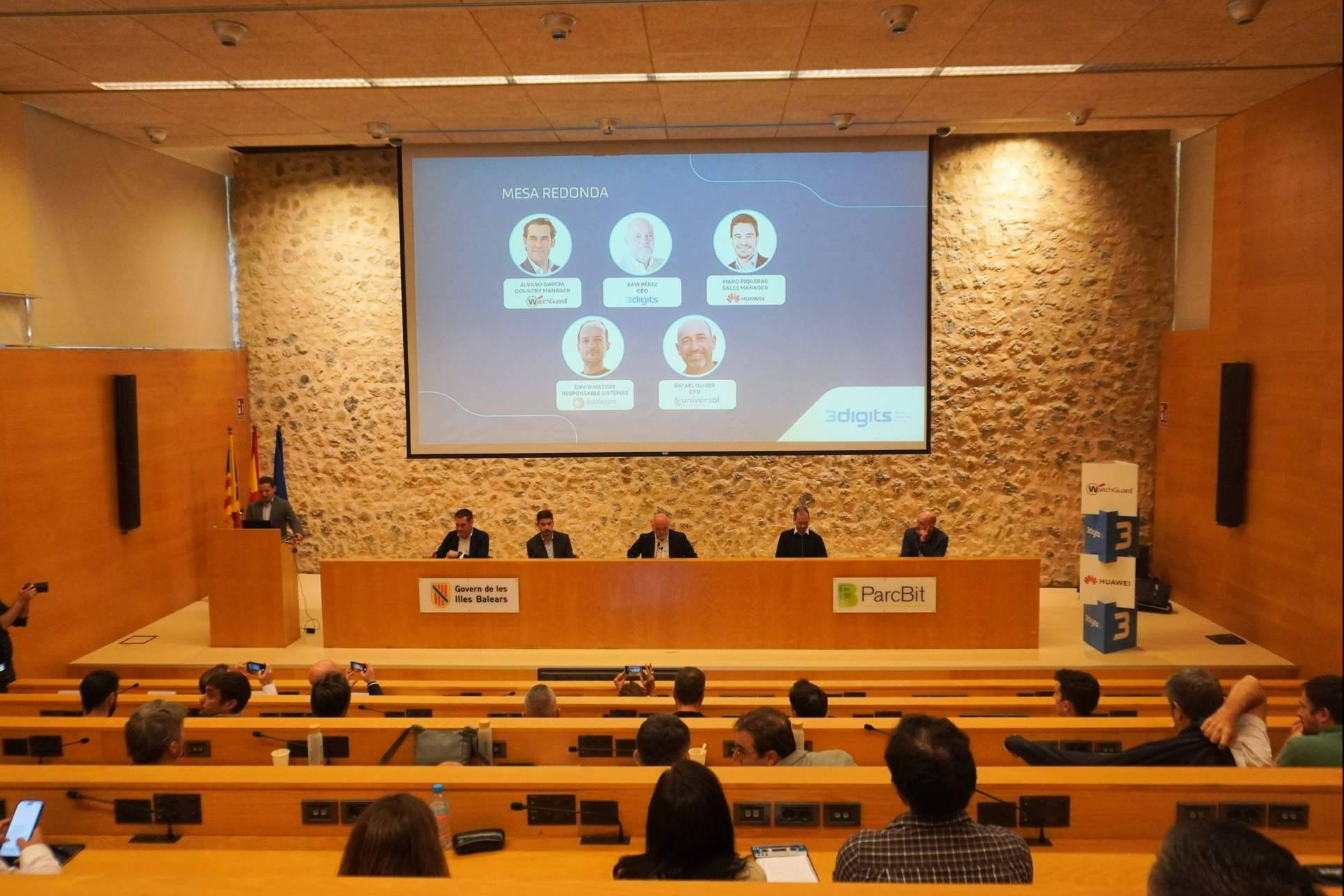 3digits reúne en Palma a Huawei y WatchGuard durante el desayuno tecnológico 2025