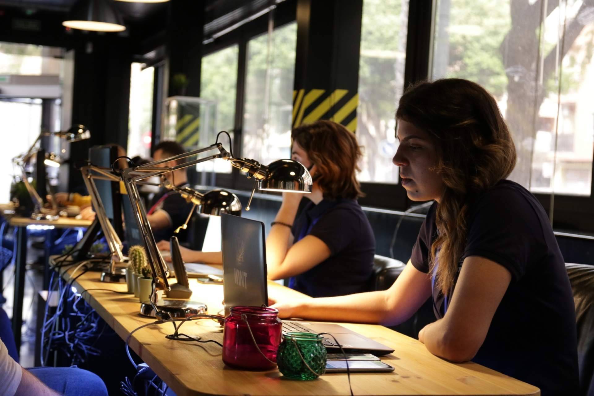 Universal Arts School impulsa la formación en videojuegos profesional; talento en proyectos reales como Army Moves