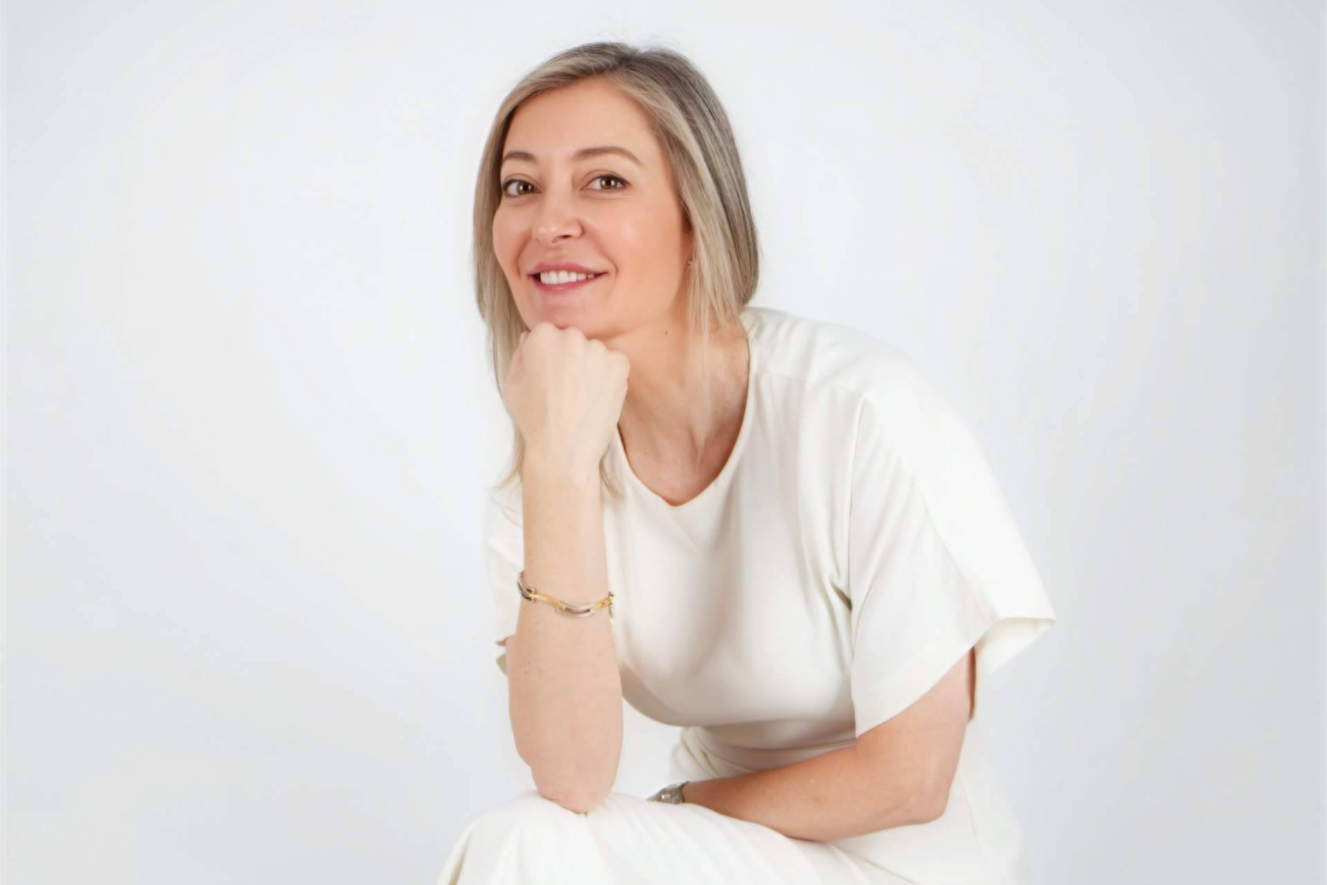 Flacidez facial a partir de los 40; la Clínica Doctora Negueruela apuesta por la bioestimulación de colágeno