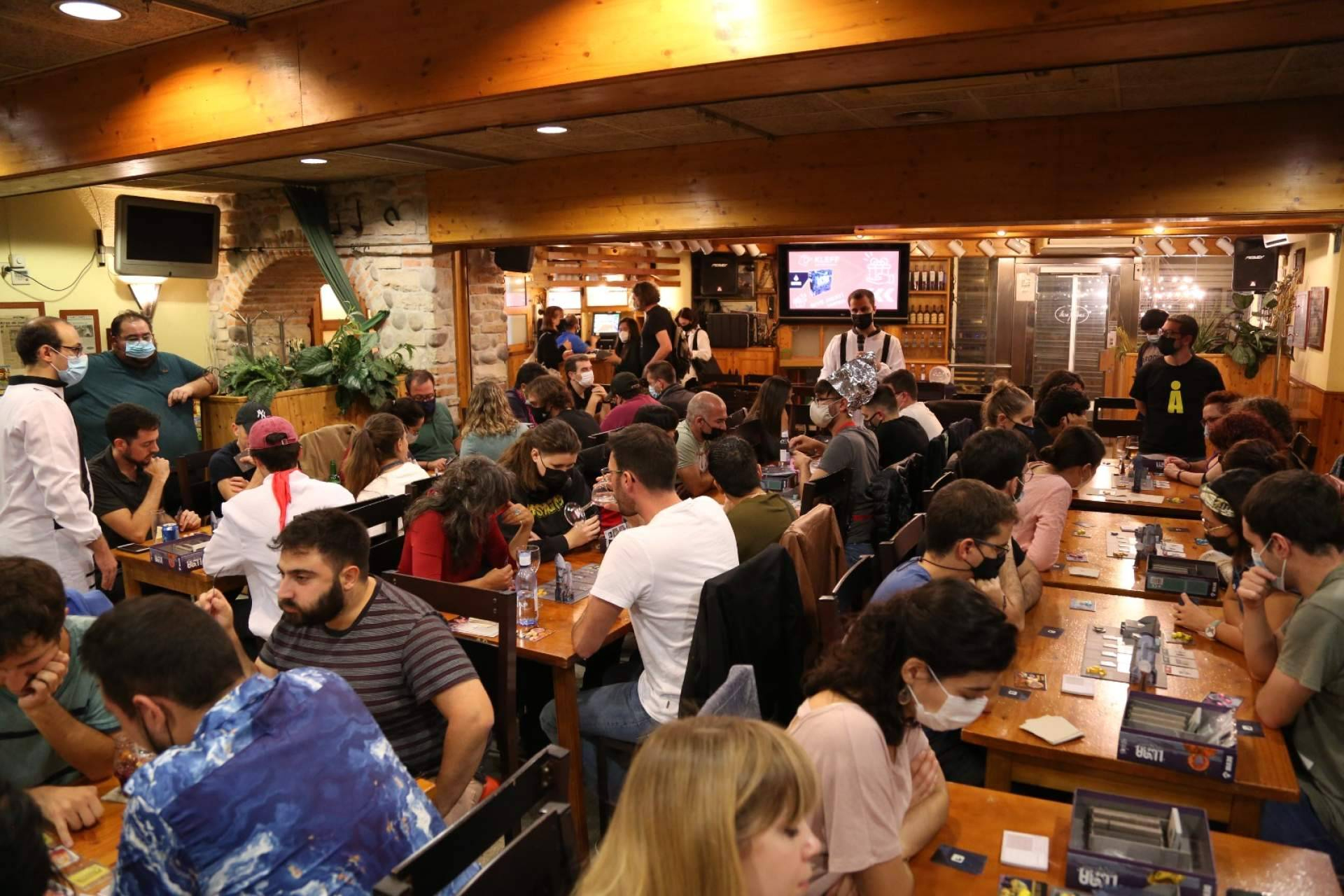Pasa Tapas, el restaurante para grupos en Barcelona con esencia mediterránea y trato cercano