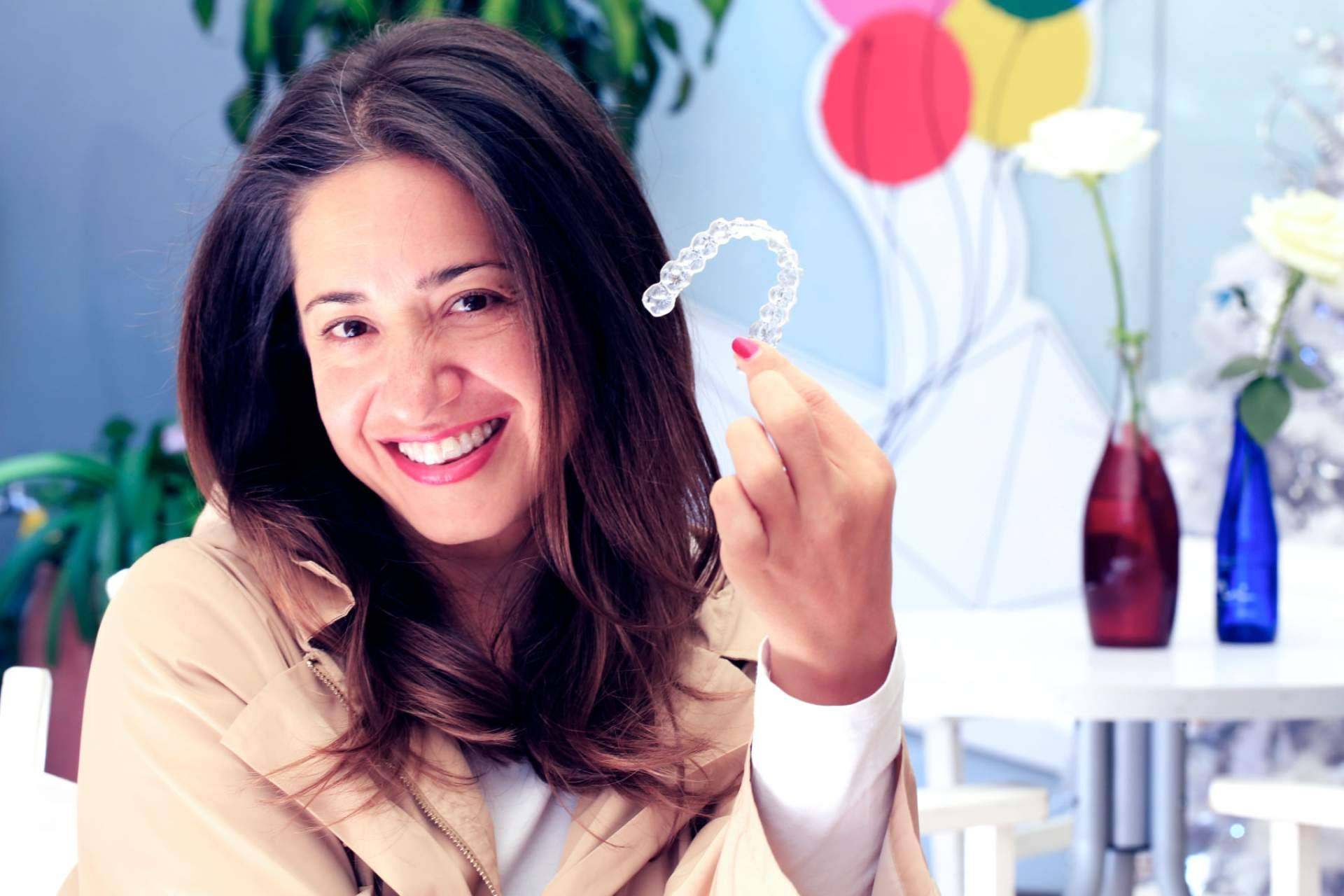 Tendencias 2025; implantes dentales, ortodoncia y diseño de sonrisa en Marlon Becerra