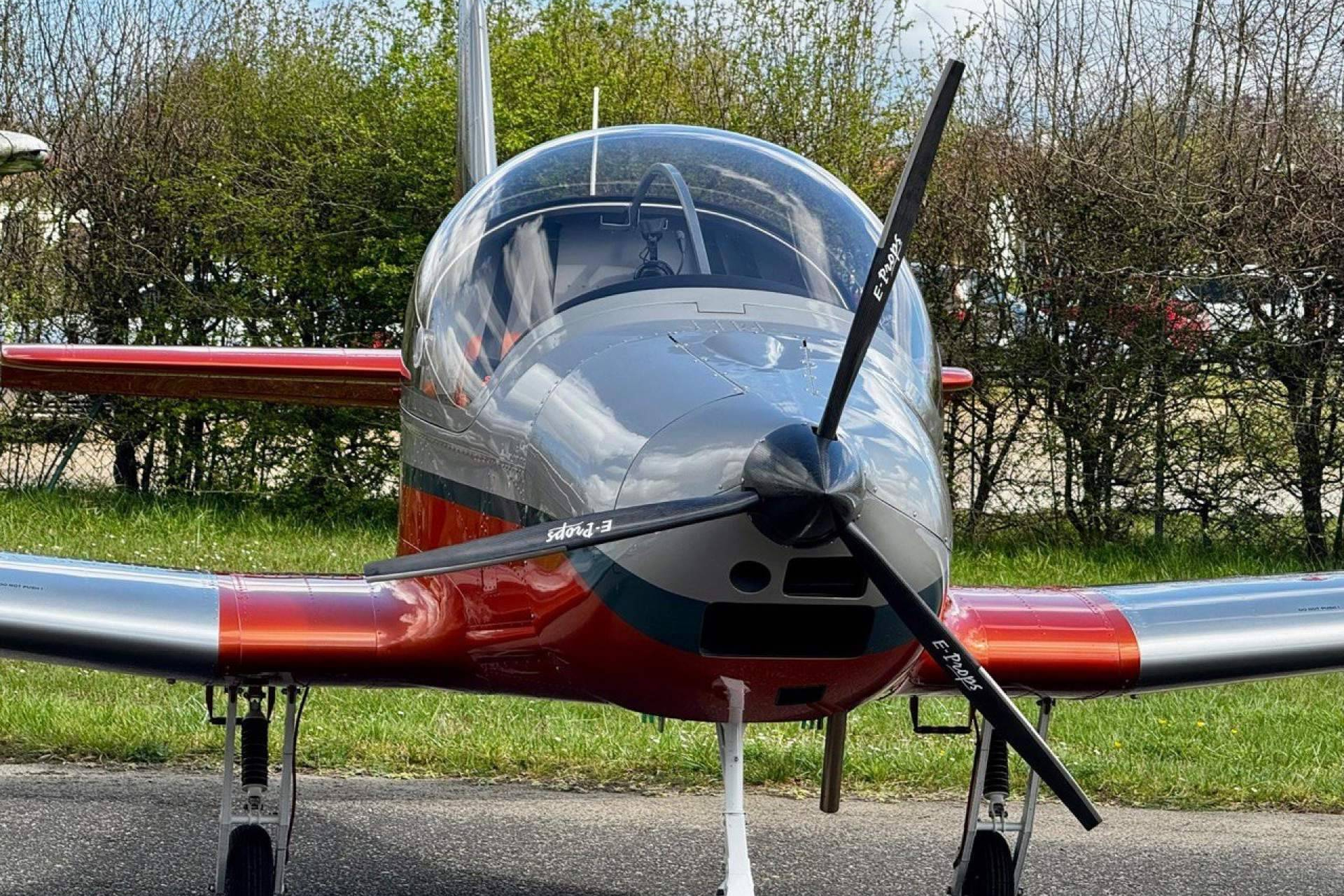 Volar para crecer, el curso piloto de ultraligero de Asturfly combina formación y bienestar emocional