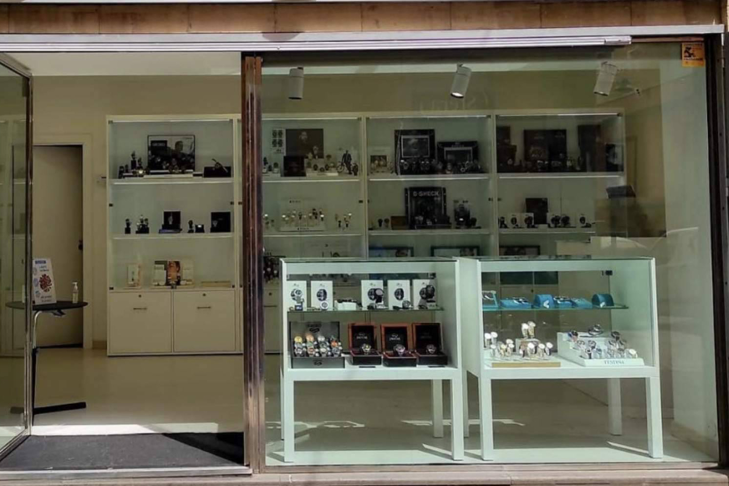 Relojería y joyería; el regalo clásico que vuelve a destacar esta Navidad