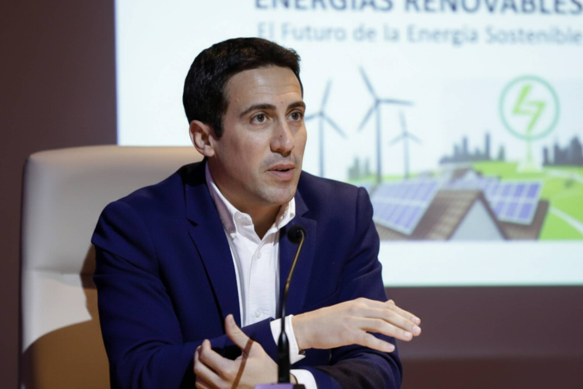 Óscar Liria, consultor energético; cómo las pymes pueden ganar la batalla a la factura de la luz