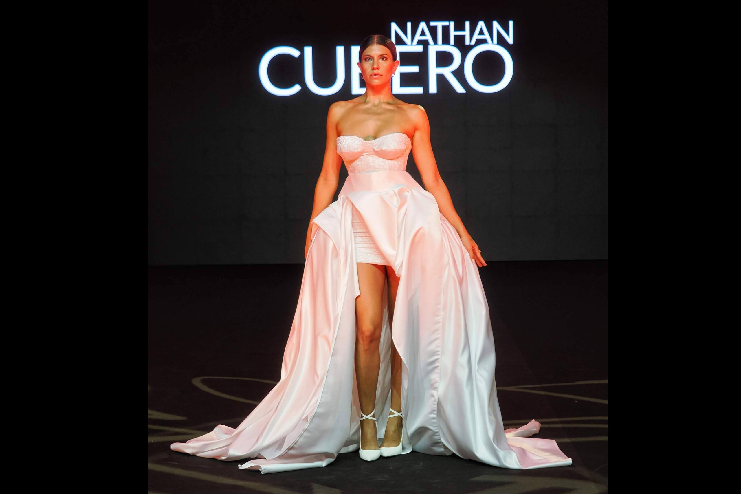 Nathan Cubero afianza su territorio en el Bridal de lujo contemporáneo en Atelier Couture