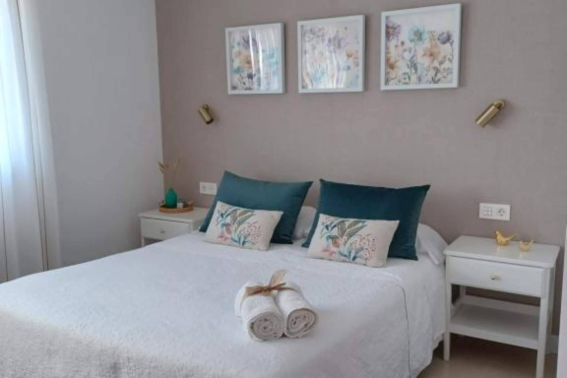 Vivienda vacacional con piscina en O Grove en las Rías Baixas, confort y mar en Viña de Millán