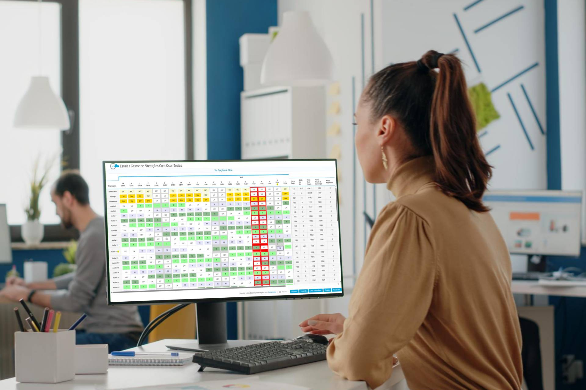 Herramientas digitales para la gestión de turnos rotativos en empresas con actividad continua