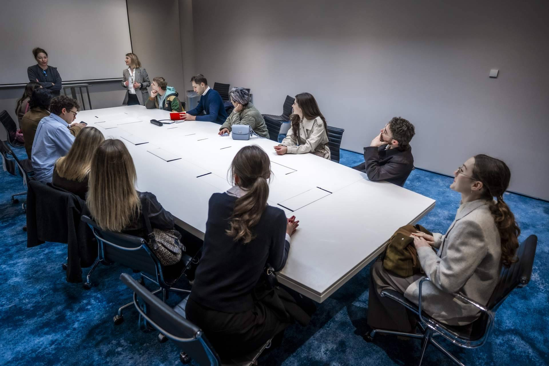 ESEI Business School lanza una incubadora de proyectos para impulsar a las Pymes