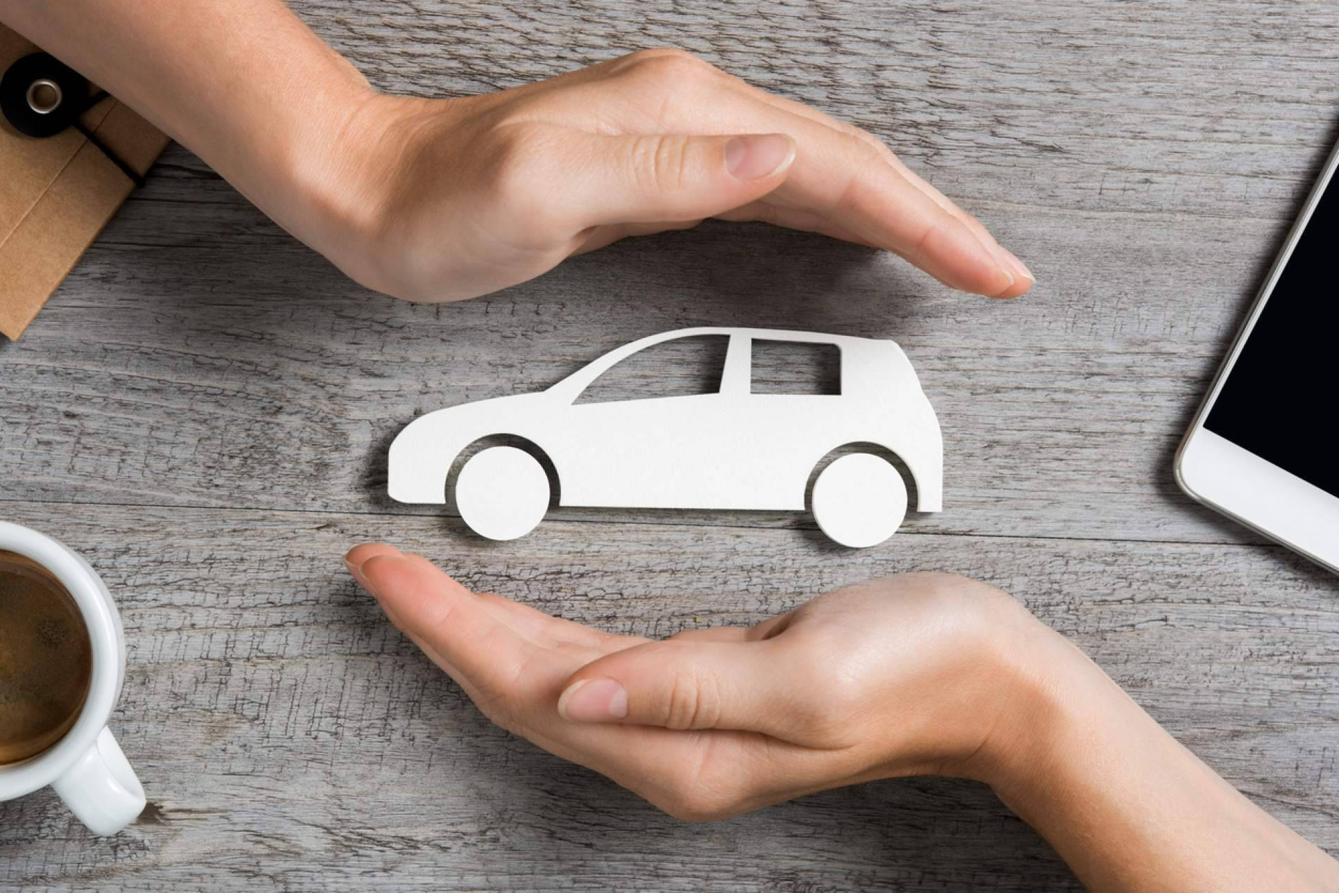 Beneficios de un Seguro para Carros; coberturas y asistencias que acompañan la movilidad diaria