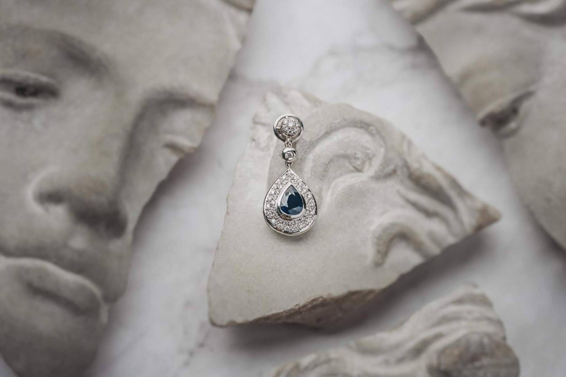 Anillos de compromiso de lujo en Joyería Gordillo; elegancia para novias y bodas especiales