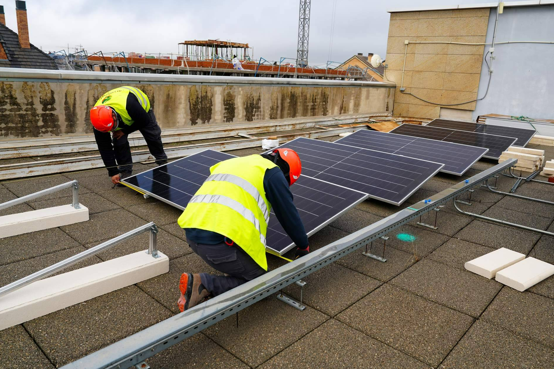 Alromar Energía impulsa la instalación de paneles solares en Madrid con soluciones personalizadas