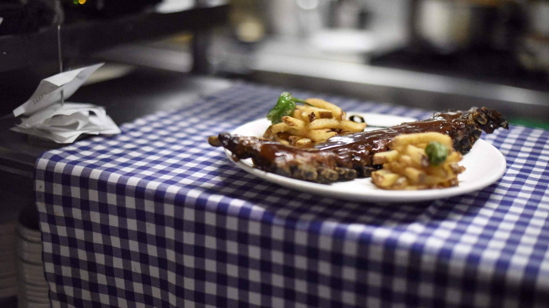 Pasa Tapas impulsa la tradición gastronómica mediterránea desde la Barceloneta