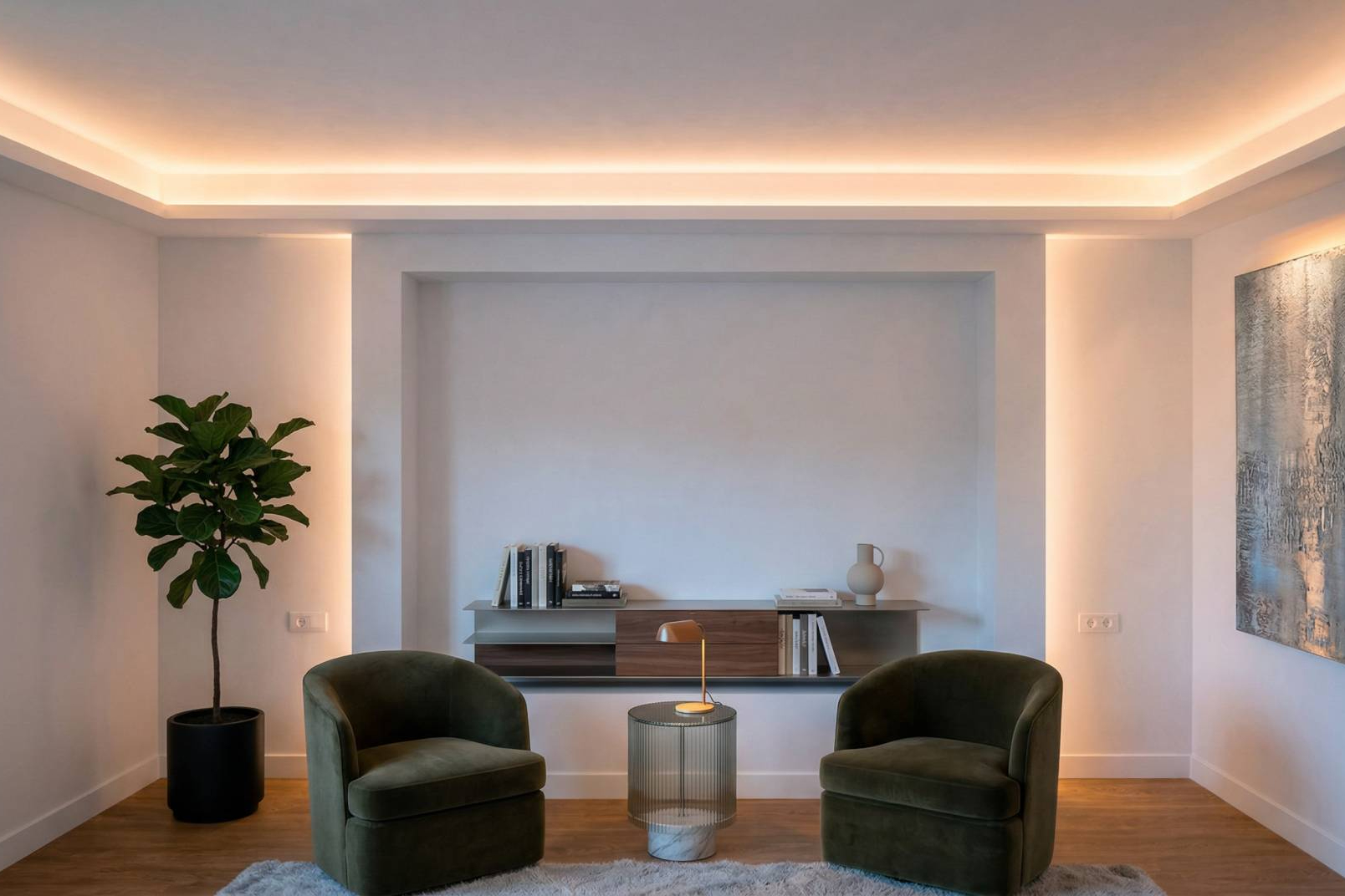 La importancia de la altura del techo en la iluminación indirecta en vivienda en una reforma integral