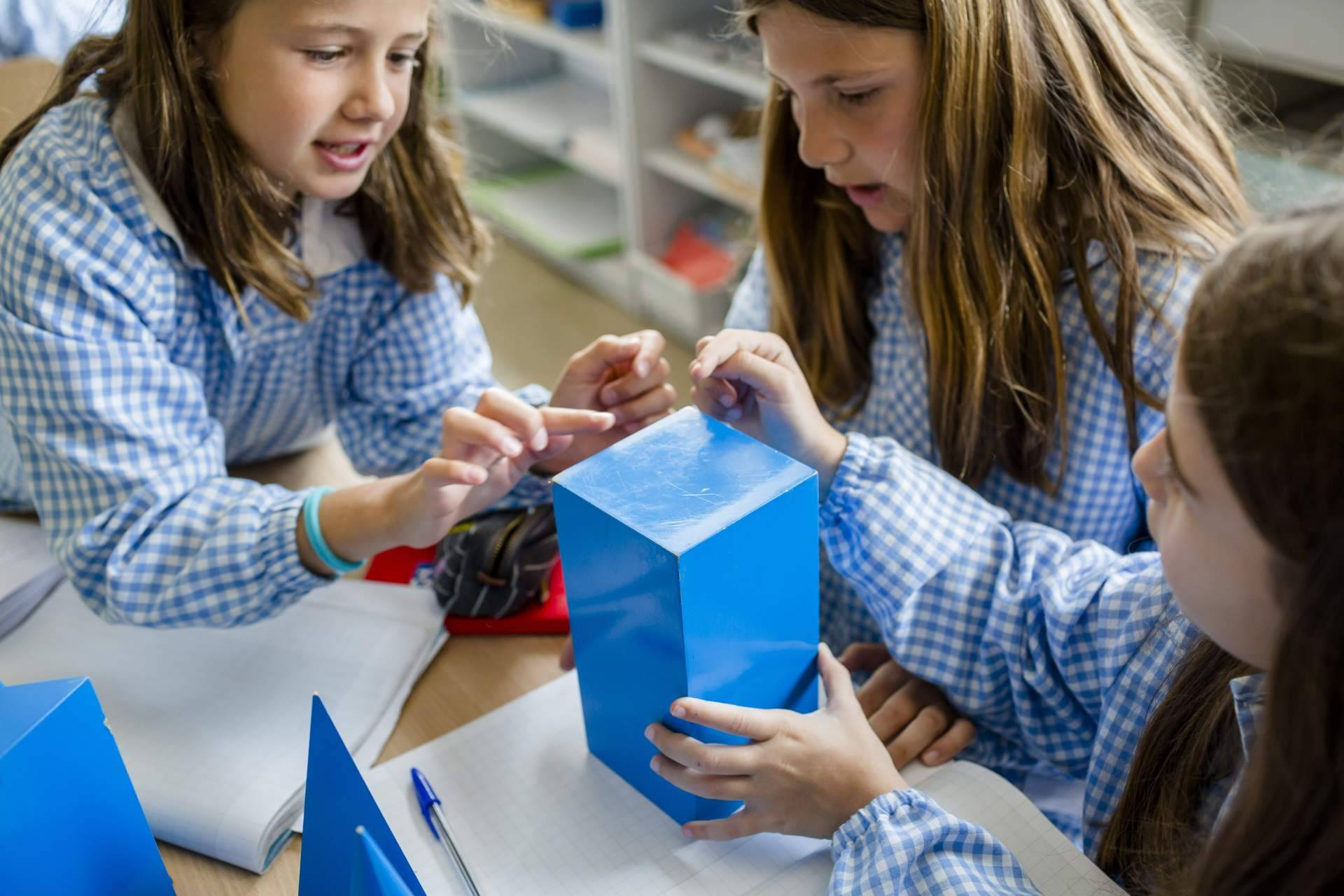 Montessori Palau Girona destaca en Forbes 2026 por su apuesta en formación Montessori y máster AMI