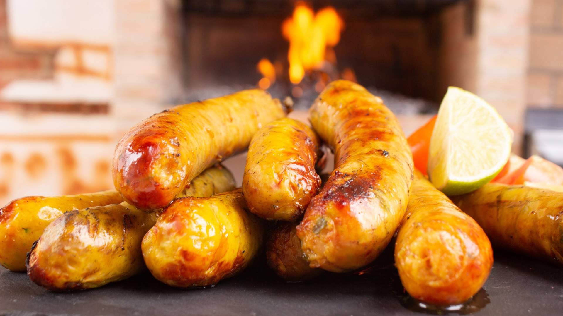 Cómo la salchicha ranchera en Europa de la mano de D’Carnilsa ha cambiado el consumo de embutidos latinos