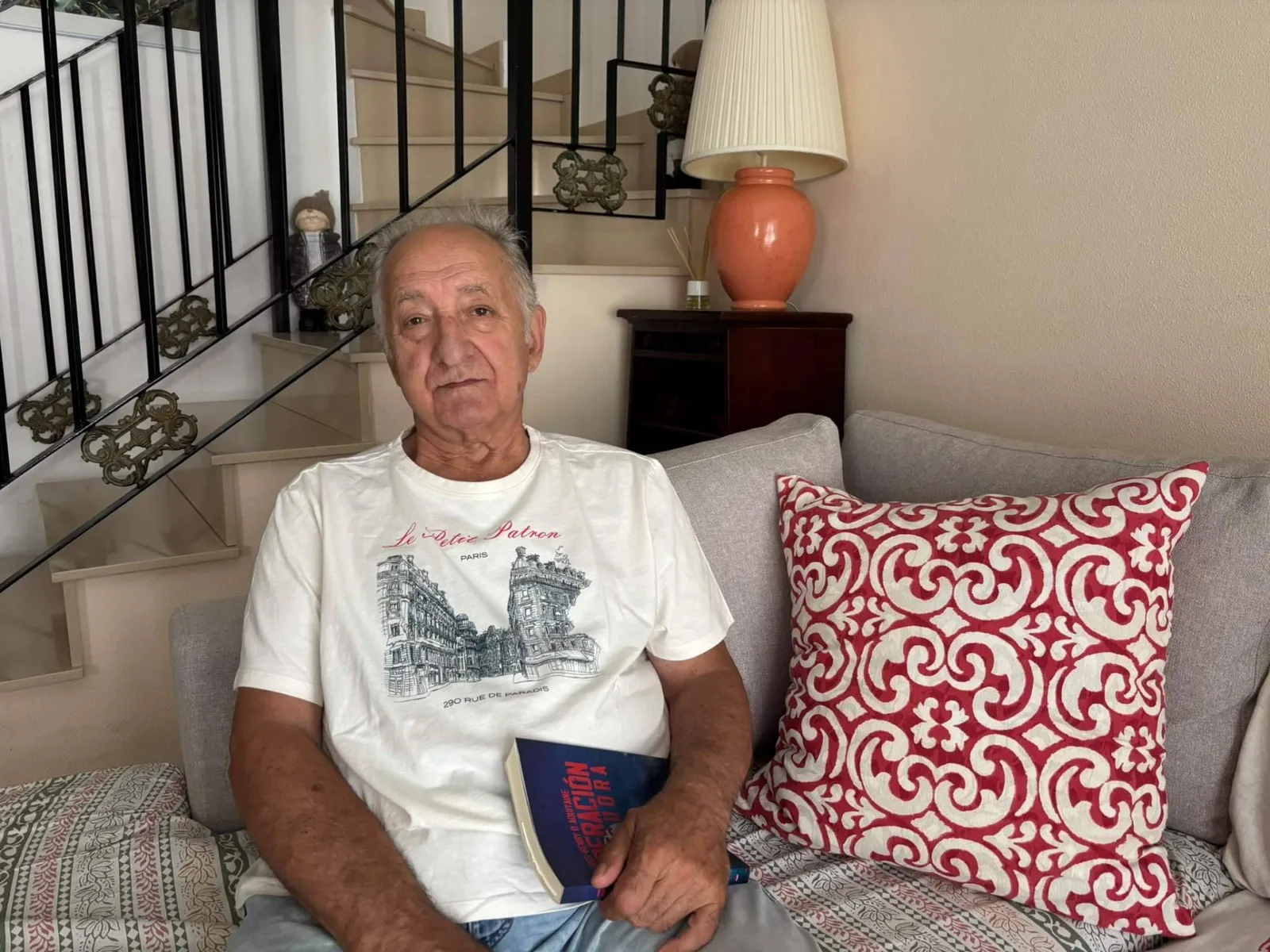 Louis-Henry D'Aquitaine imagina una misión para garantizar la supervivencia de la humanidad en Operación Ziusudra
