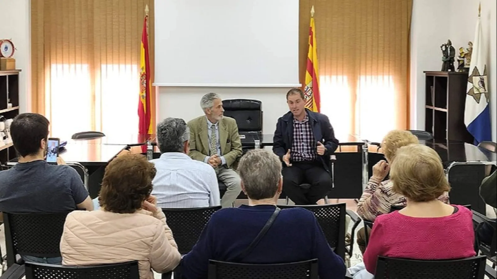 Acto público sobre el proyecto del tren turístico 'Bajo Aragón' en Samper de Calanda