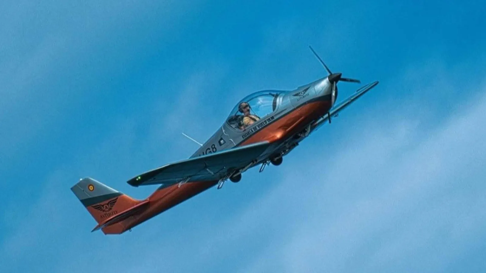 Asturfly desarrolla una formación especializada para quienes desean convertirse en pilotos ULM